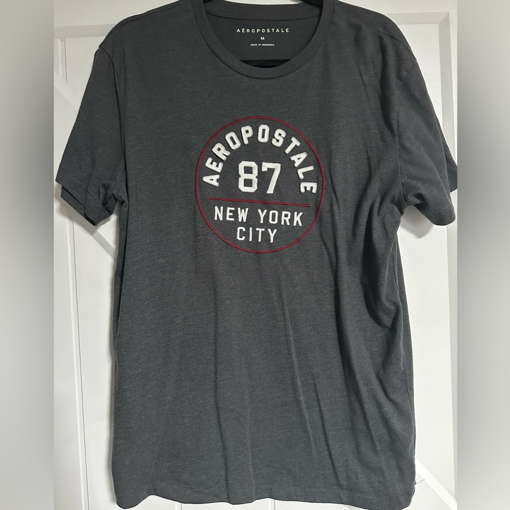 Aeropostale Charcoal Graphic Tee with Red Accents